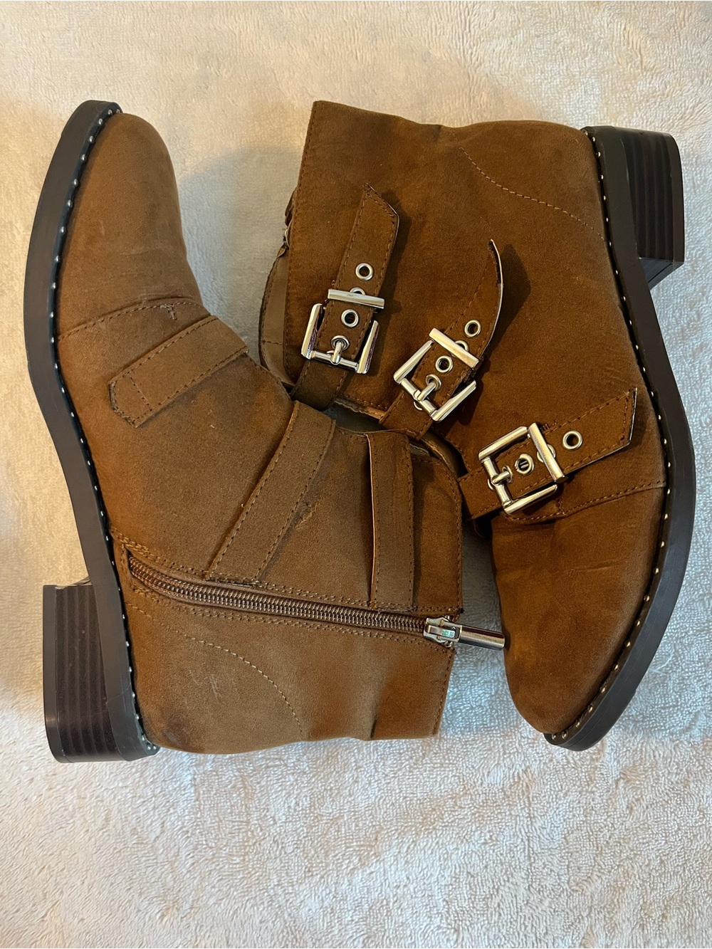 Torrid Women’s Brown Suede Buckle Ankle Boots 7 wide